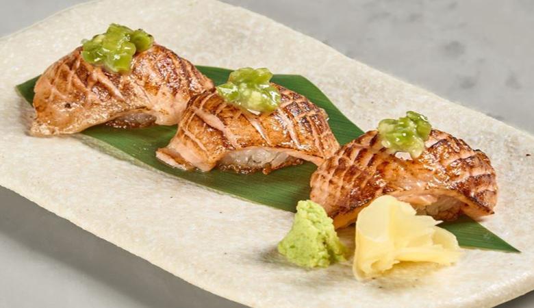 Salmon Nigiri